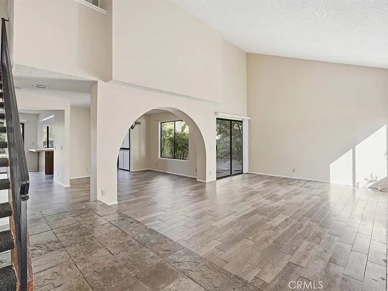 780 S Carriage Cir — Photo 11