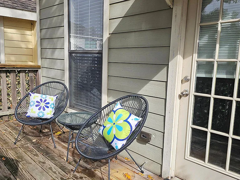 804 Columbia St #B — Photo 32