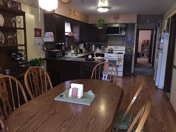5th image of 11609 S Avenue L