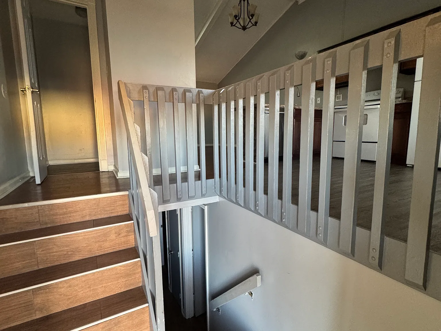 2 bed, 1044 sqft, $1,400 — Photo 2