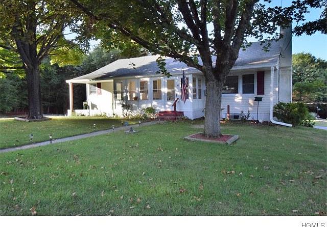 1st image of 6 Claire Ann Dr