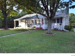 6 Claire Ann Dr, Warwick, NY