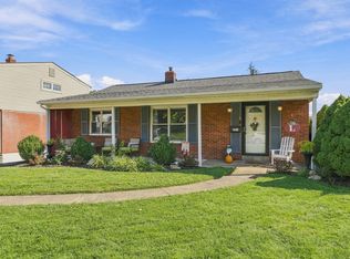 221 Orchard Spring Rd, Pittsburgh, PA 15220