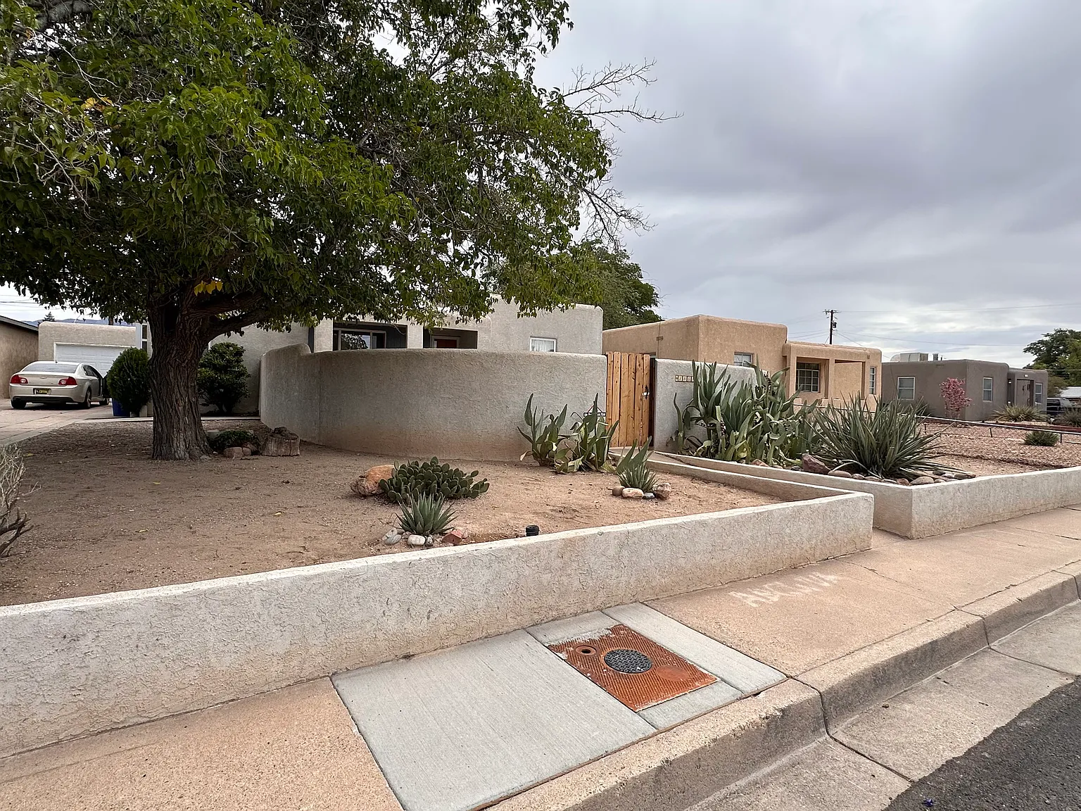 4 bed, 2900 sqft, $2,600 — Photo 1