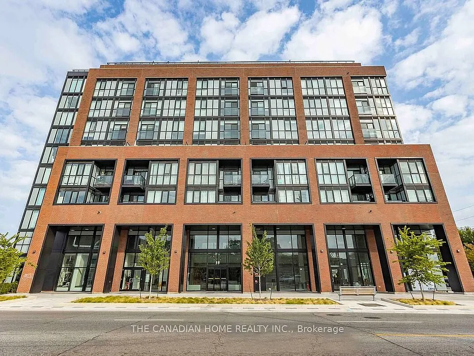 2300 Saint Clair Ave W #208