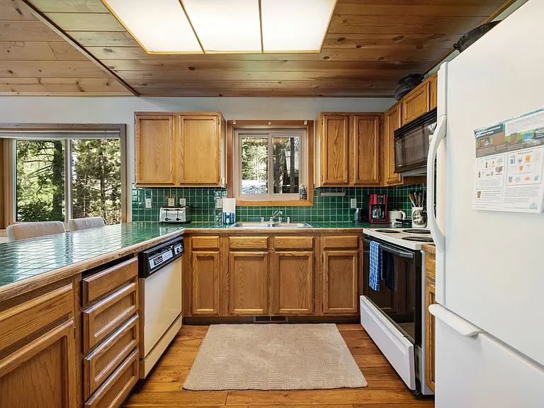 11481 Lausanne Way — Photo 3