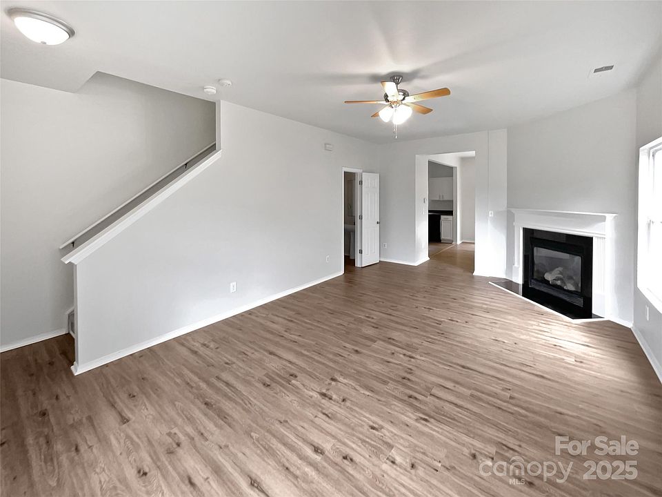8353 Ainsworth St, Charlotte, NC 28216 | Zillow
