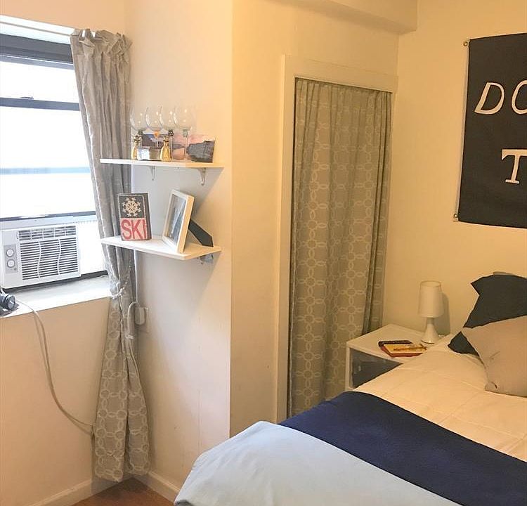 2nd image of 446 E 76th St APT 2D
