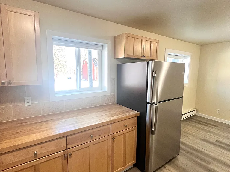 102 Alpine Dr #B — Photo 8
