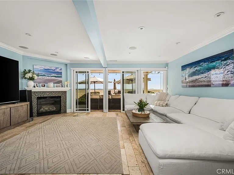 25 Surfside Ave #A — Photo 6