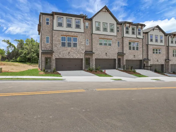 386 Sunset Hollow St, Sugar Hill, GA 30518