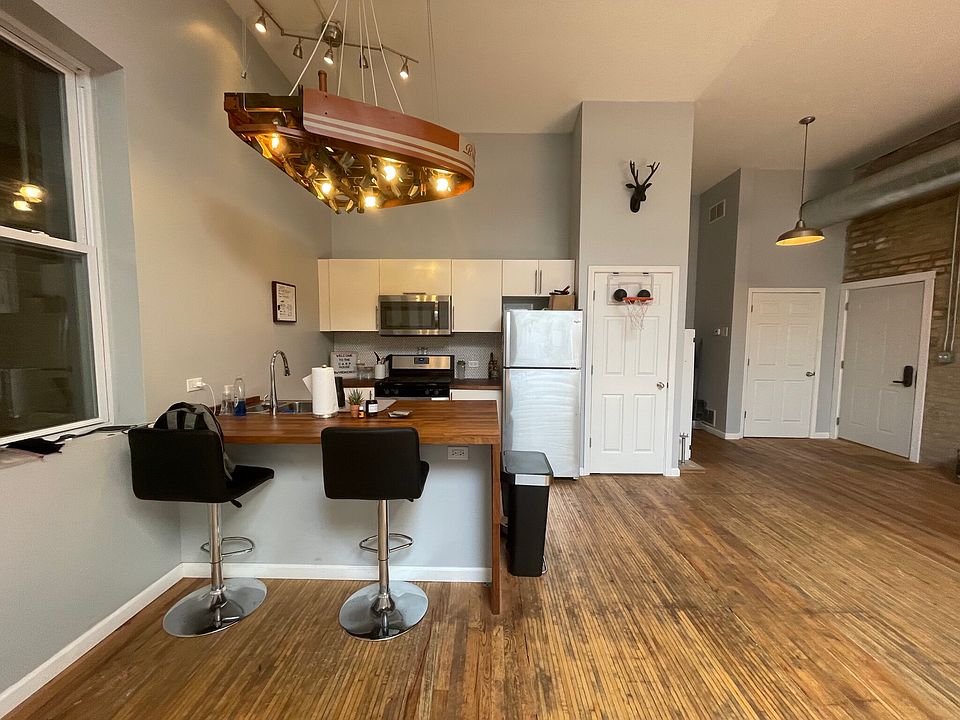 1st image of 1800 S Carpenter St #203