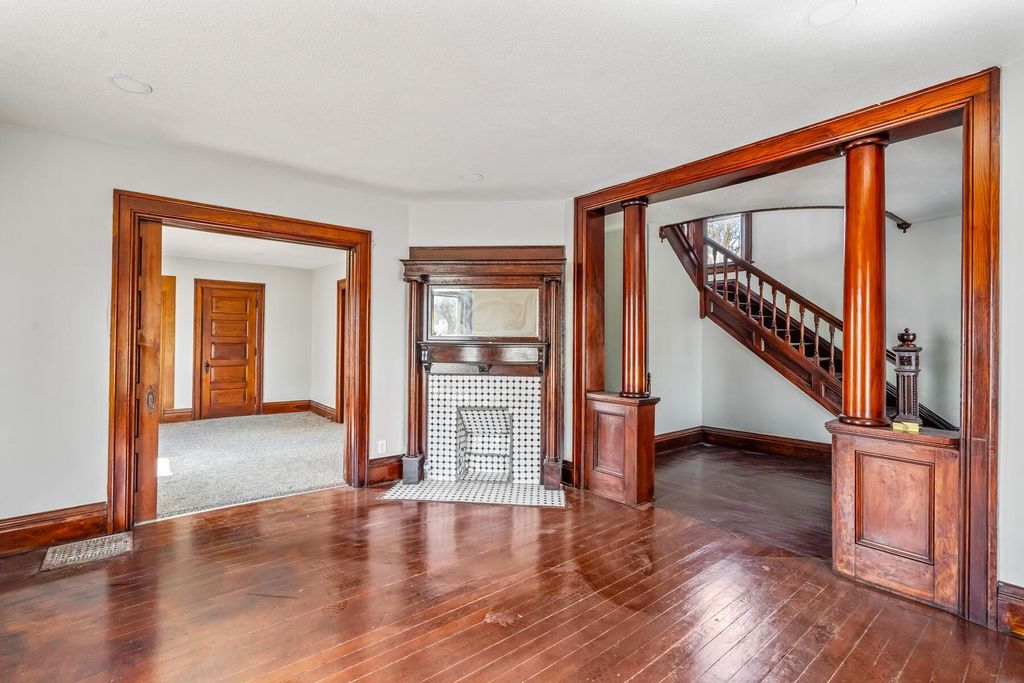 Real estate listing image