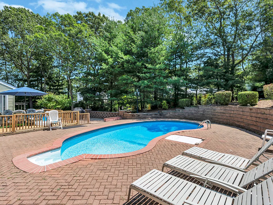 39 Brandywine Dr
