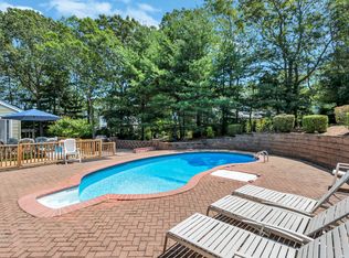 39 Brandywine Dr, Sag Harbor, NY 11963