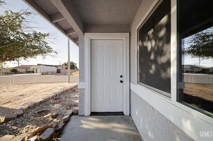 21231 Corwin St — Photo 3
