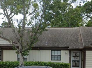 1126 Fairvilla Dr, New Smyrna Beach, FL 32168