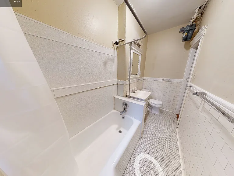 52 Charlesgate E — Photo 9