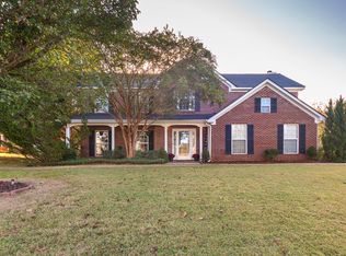 305 Dunagan Dr, Lawrenceville, GA 30045