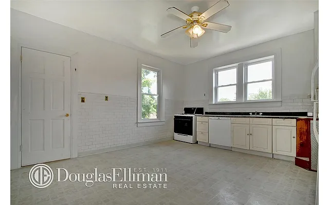 Sold by Douglas Elliman | media 9