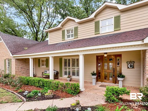 2nd image of 1505 Oak Cliff Ct