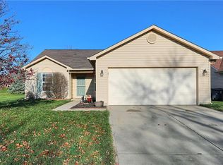 3639 Lime Light Ln, Whitestown, IN 46075