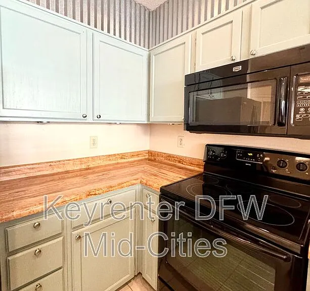 4800 W Lovers Ln #405 — Photo 6