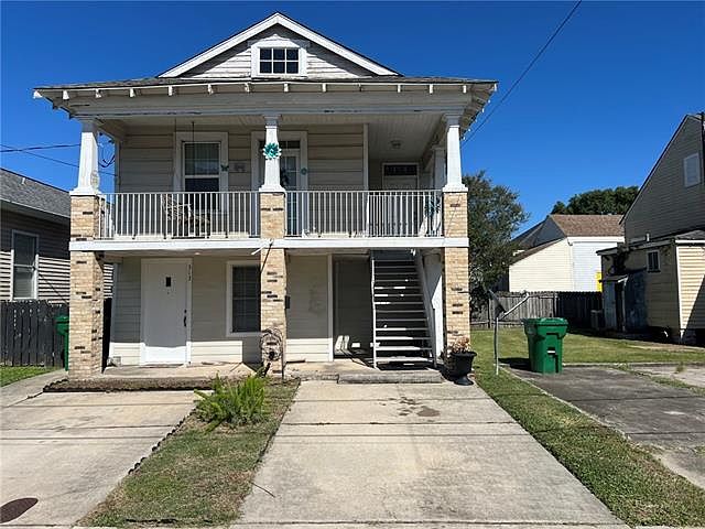 1st image of 315 Amelia St