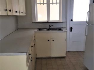 1053 Washington Ave #3, Grand Haven, MI 49417