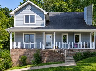 7718 Sandalwood Heights Dr, Hixson, TN 37343