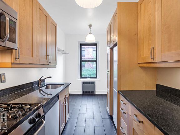 3rd image of 41-36 51st St APT D4