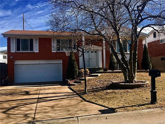 1st image of 3616 Diamond Head Dr