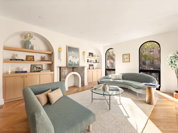 47 Madison Street image 3 of 29