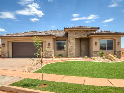 3700 Kenzies Way, Santa Clara, UT, 84765
