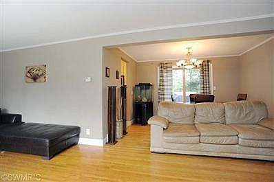 5th image of 4705 Westnedge Ave NW