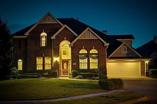 1st image of 2408 Waterside Dr