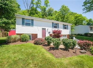 5858 Dublin Rd, Bethel Park, PA 15102