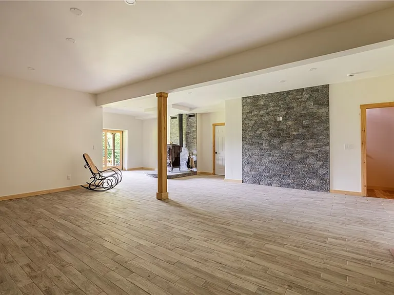 292 Van Ettan Rd — Photo 40