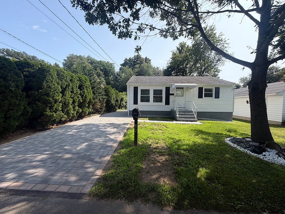 1st image of 72 Welland Ave