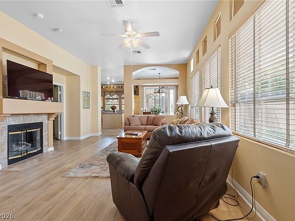 5th image of 3317 Tuscany Village Dr