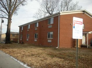411 E Hester St, Carbondale, IL 62901