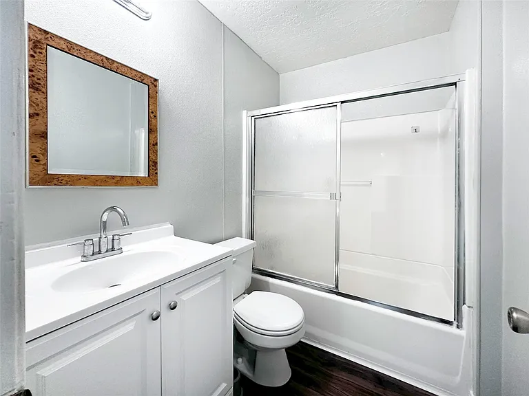 9270 Theysen Dr — Photo 16
