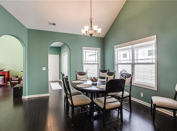 4th image of 5959 Cottingham Dr