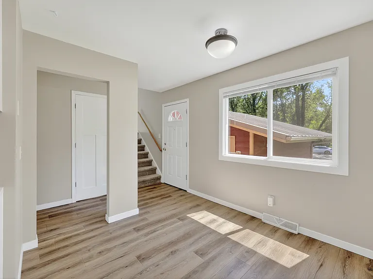 6314 Maywood Ave — Photo 16