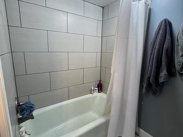 245 N Vine St #407 — Photo 14