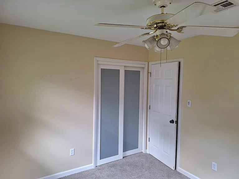 2410 NW Norman Cir — Photo 17