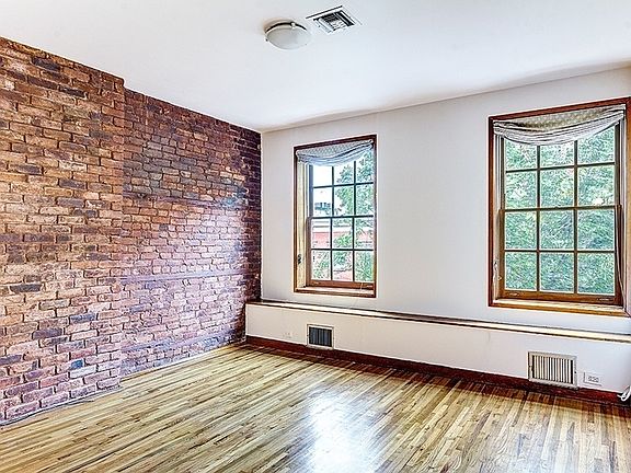 2nd image of 50 Jane St #3