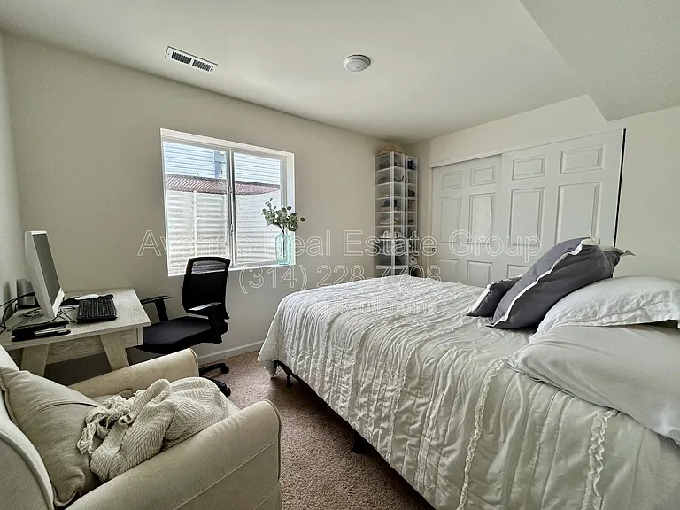 514 Rolling Meadow Dr — Photo 13