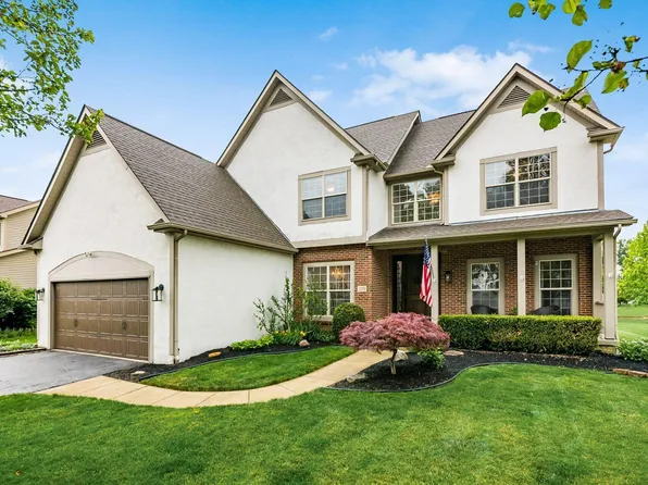 2115 Alum Village Dr, Lewis Center, OH 43035