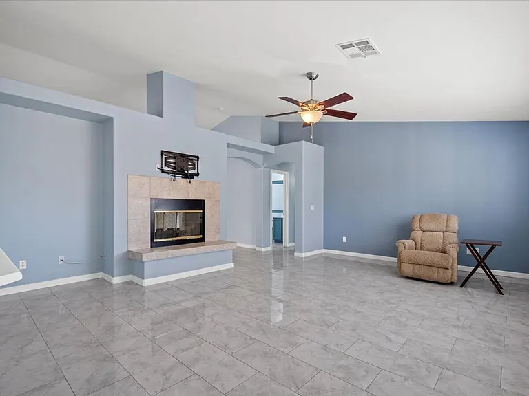 4431 Golden Palomino Ln — Photo 9